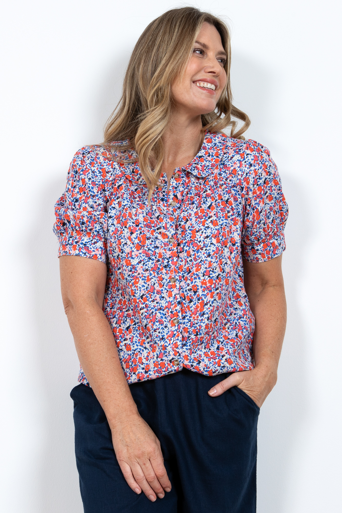 Lily & Me Lily Linen Blend Top