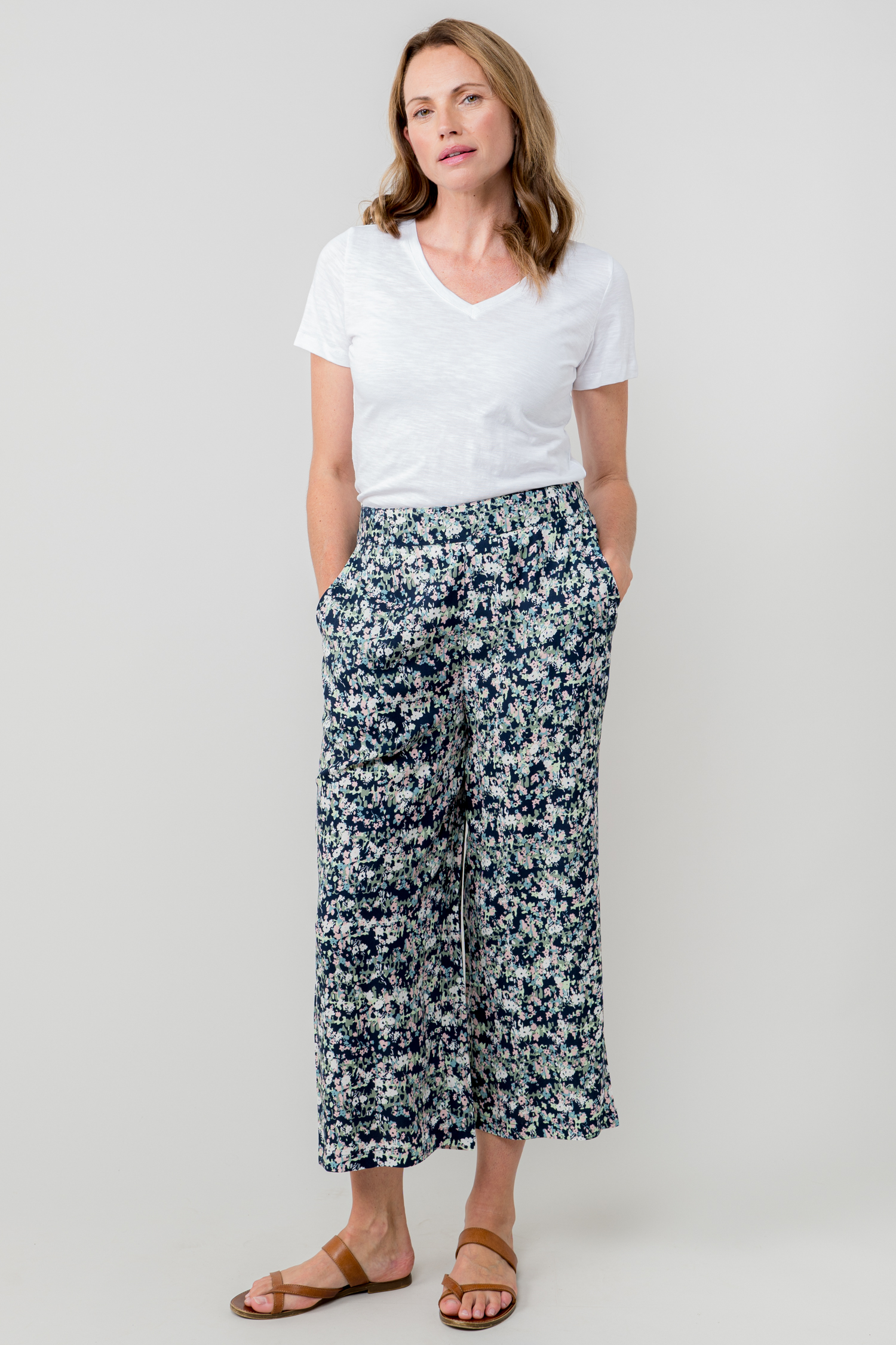 Lily & Me Greta Ditsy Print Cropped Trousers