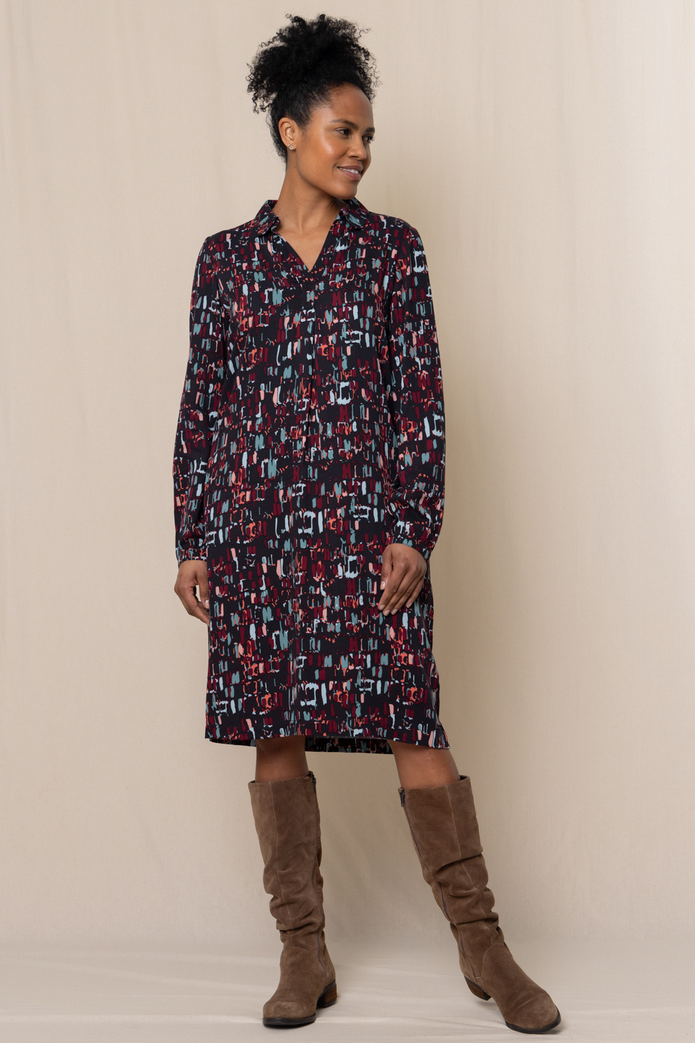 Lily & Me Winnie Collared Shift Dress